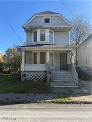 3253 E 56th Place, Cleveland, OH 44127