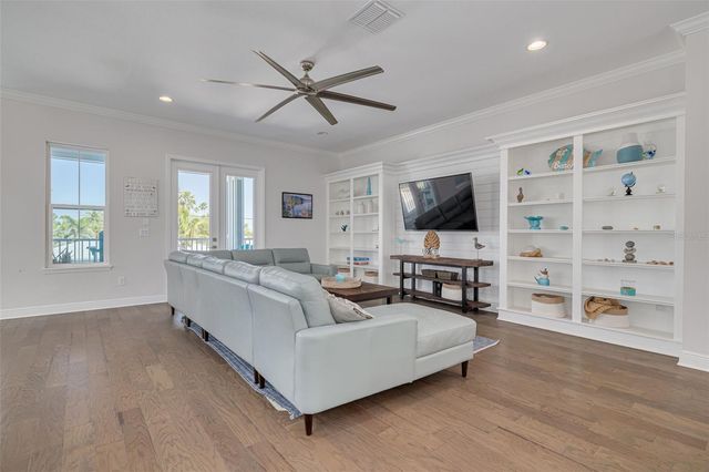 16306 1ST STREET E, Redington Beach, FL 33708