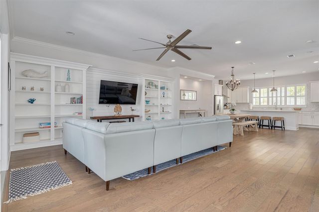 16306 1ST STREET E, Redington Beach, FL 33708