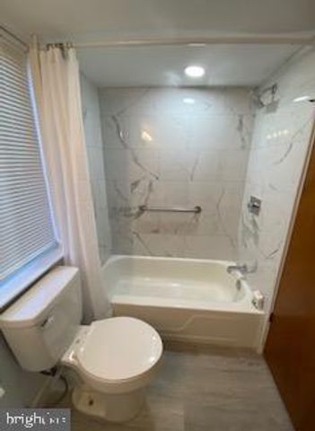 201 HUNTER CT, Marlton, NJ 08053