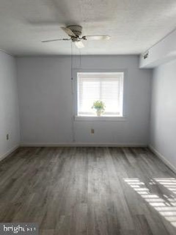 201 HUNTER CT, Marlton, NJ 08053