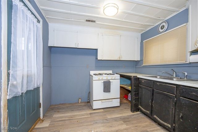 903 Oakwood Boulevard, Painesville, OH 44077