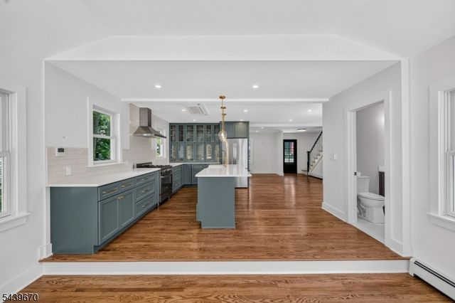 129 W Oak St, Bernards Twp., NJ 07920