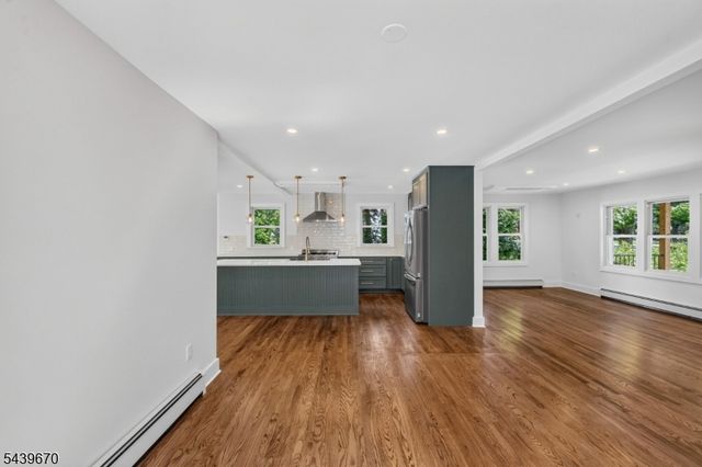 129 W Oak St, Bernards Twp., NJ 07920