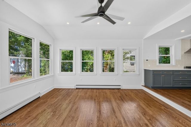 129 W Oak St, Bernards Twp., NJ 07920