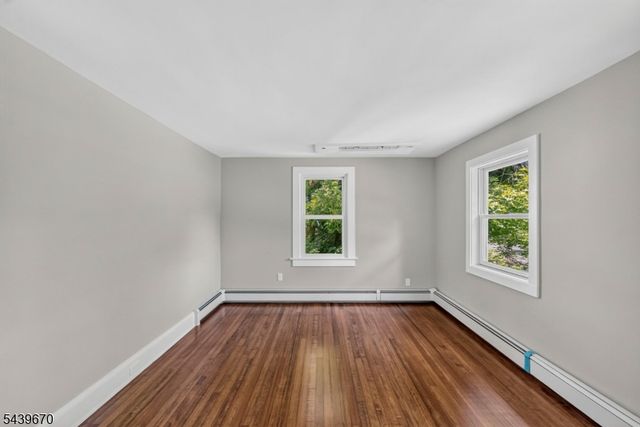 129 W Oak St, Bernards Twp., NJ 07920