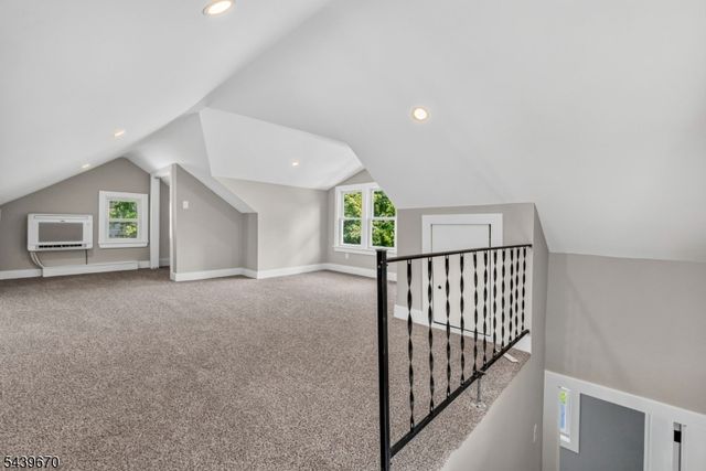 129 W Oak St, Bernards Twp., NJ 07920