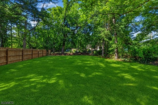 129 W Oak St, Bernards Twp., NJ 07920