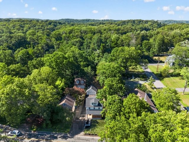 129 W Oak St, Bernards Twp., NJ 07920