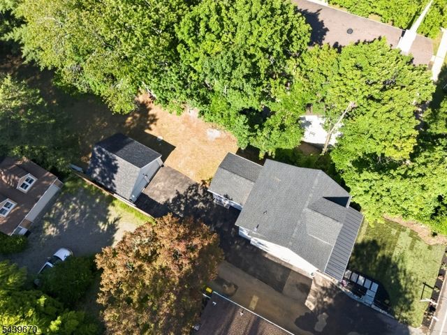 129 W Oak St, Bernards Twp., NJ 07920