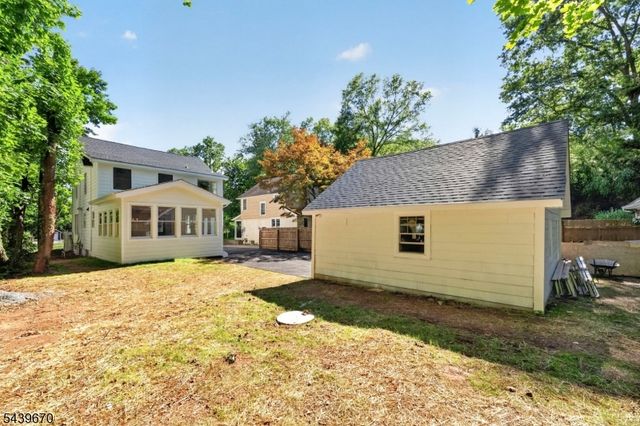 129 W Oak St, Bernards Twp., NJ 07920