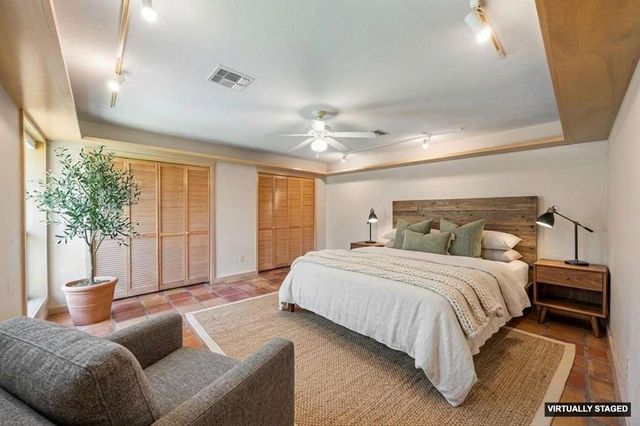 818 Bulwer Ave, Kerrville, TX 78028