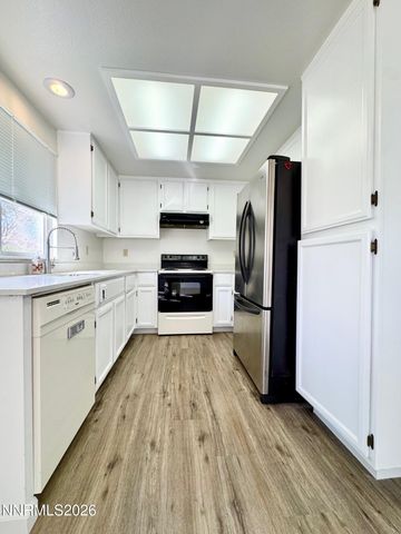 7541 Lighthouse Lane, Reno, NV 89511