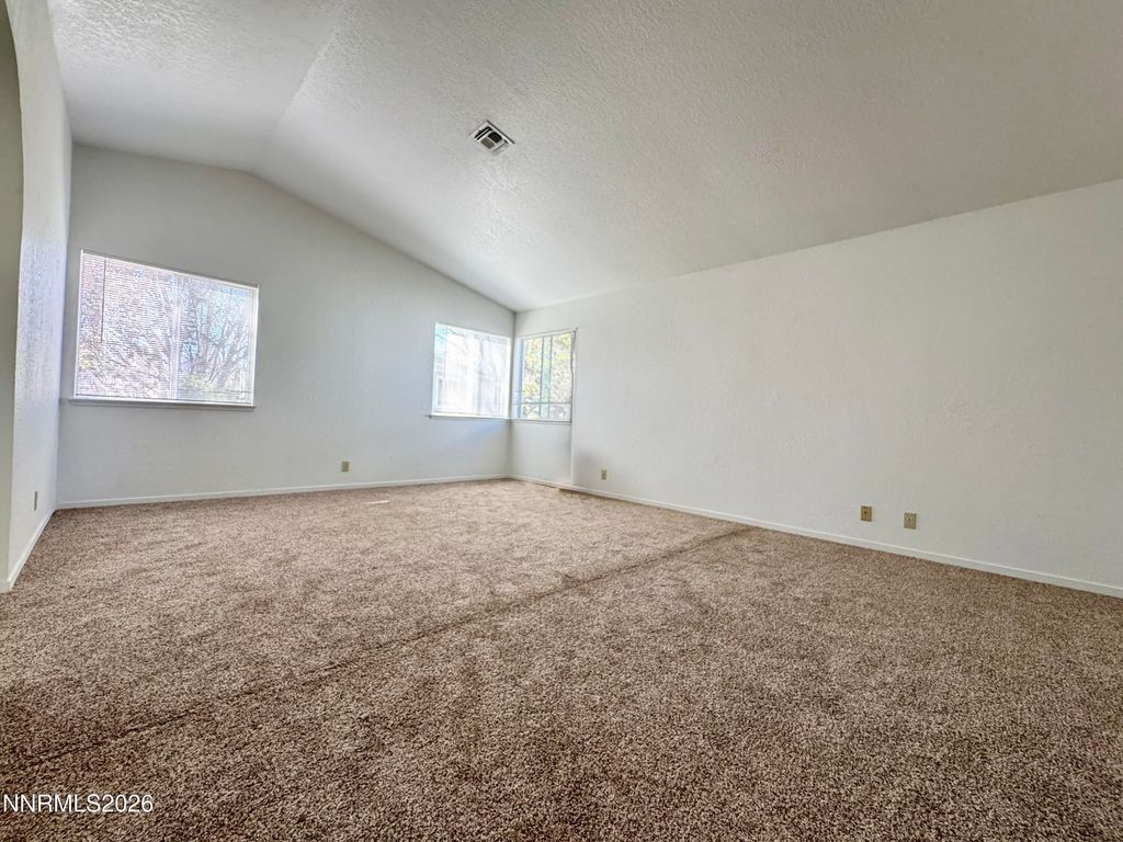 Image 15 of property listing at 7541 Lighthouse Lane, Reno, NV 89511