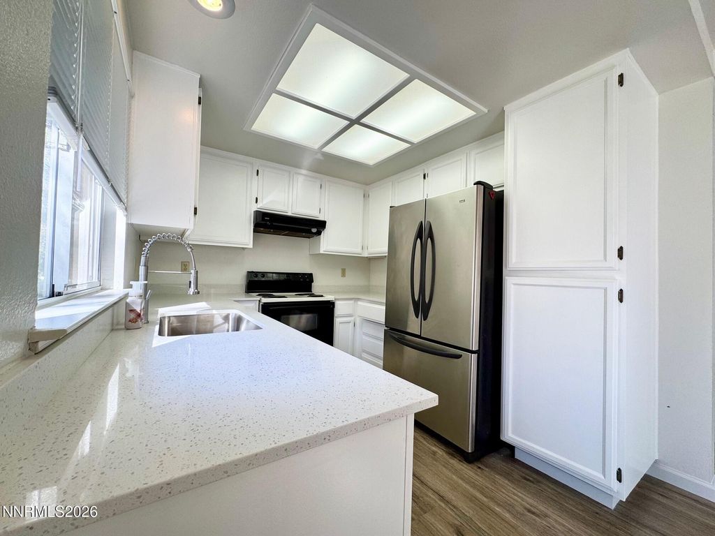 Image 6 of property listing at 7541 Lighthouse Lane, Reno, NV 89511