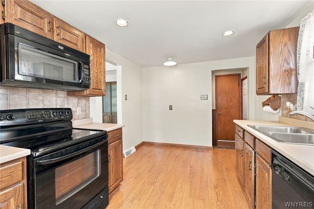 72 Kerr Avenue, Tonawanda, NY 14150