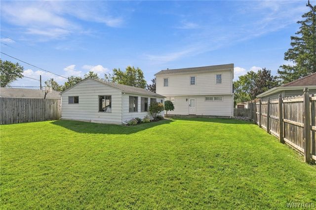72 Kerr Avenue, Tonawanda, NY 14150
