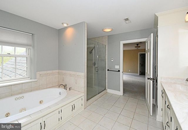 673 SPRING MOUNT RD, Schwenksville, PA 19473