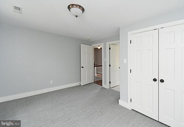 673 SPRING MOUNT RD, Schwenksville, PA 19473