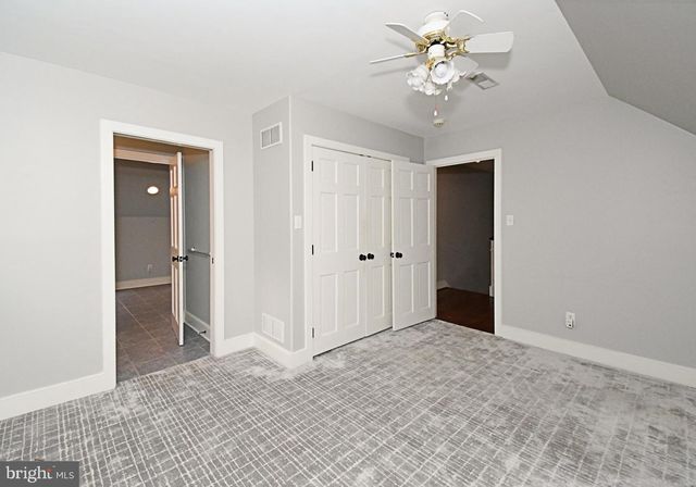 673 SPRING MOUNT RD, Schwenksville, PA 19473