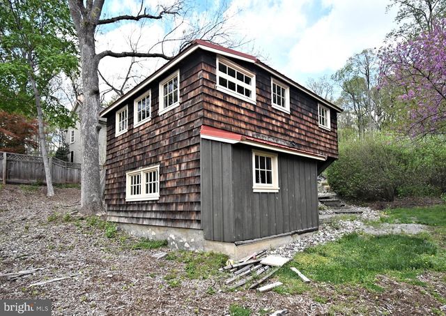 673 SPRING MOUNT RD, Schwenksville, PA 19473