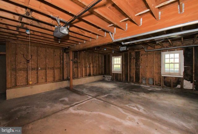 673 SPRING MOUNT RD, Schwenksville, PA 19473