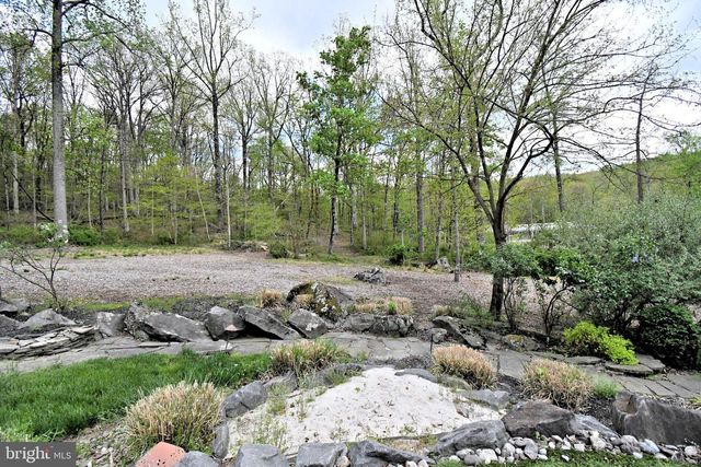 673 SPRING MOUNT RD, Schwenksville, PA 19473