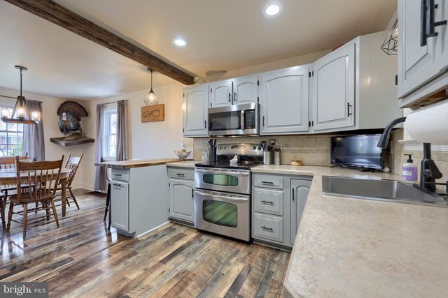 537 S 13TH ST, Columbia, PA 17512