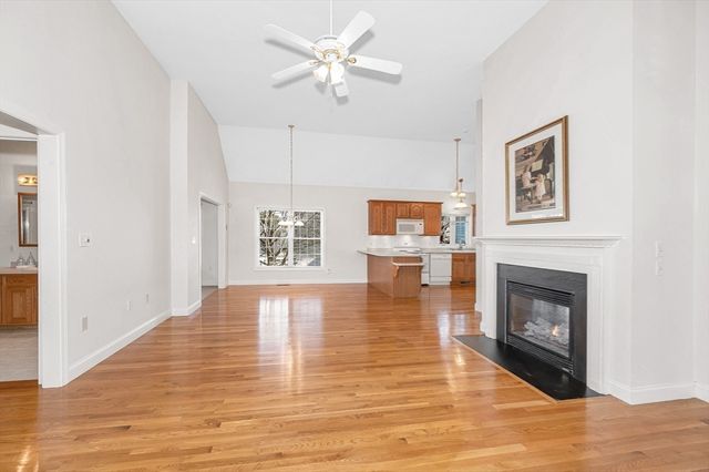 27 Holly Lane 27, Dracut, MA 01826