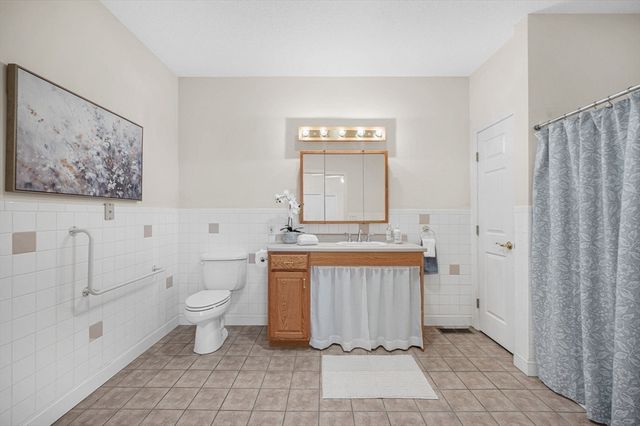 27 Holly Lane 27, Dracut, MA 01826