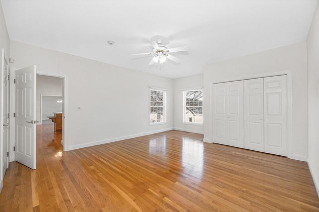 27 Holly Lane 27, Dracut, MA 01826