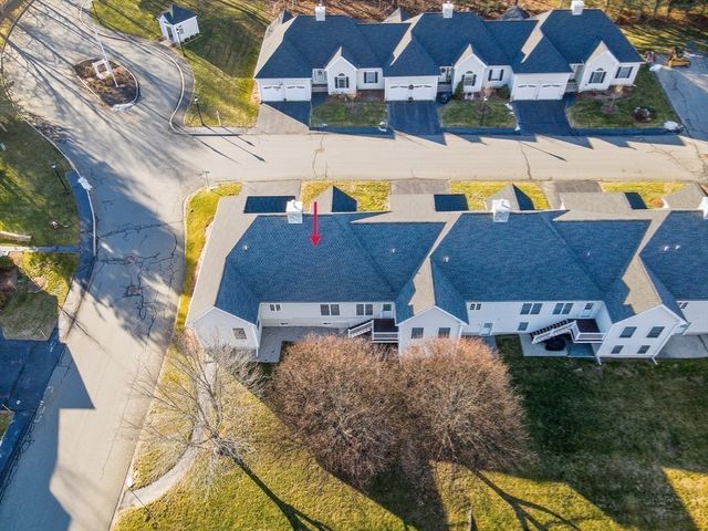 27 Holly Lane 27, Dracut, MA 01826