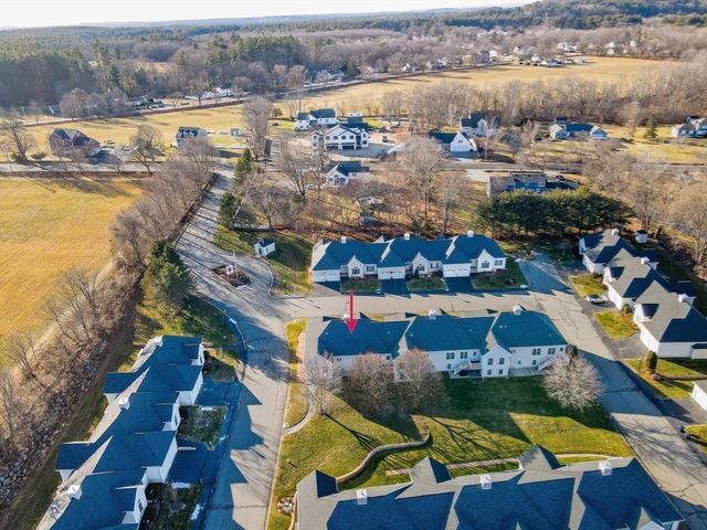 27 Holly Lane 27, Dracut, MA 01826