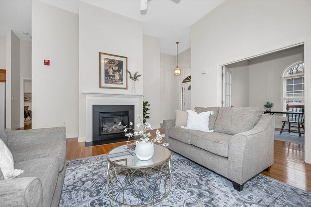 27 Holly Lane 27, Dracut, MA 01826