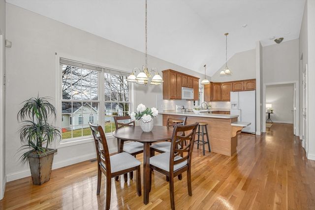 27 Holly Lane 27, Dracut, MA 01826