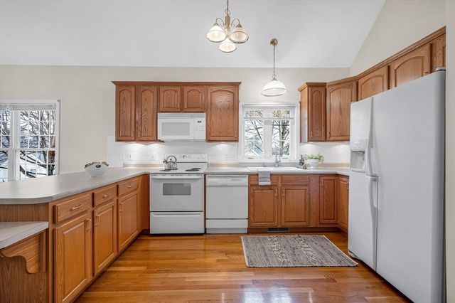 27 Holly Lane 27, Dracut, MA 01826