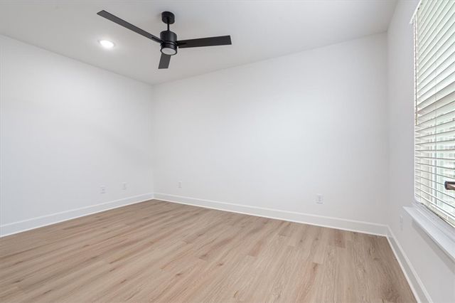 6907 SW Orange Avenue, Bentonville, AR 72713