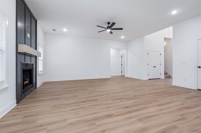 6907 SW Orange Avenue, Bentonville, AR 72713