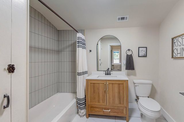 1011 Franklin Street, Weatherford, TX 76086