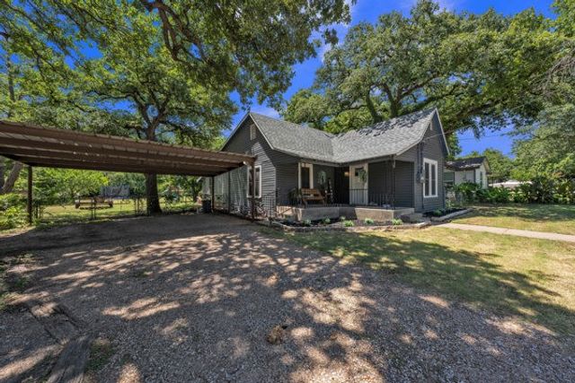 1011 Franklin Street, Weatherford, TX 76086