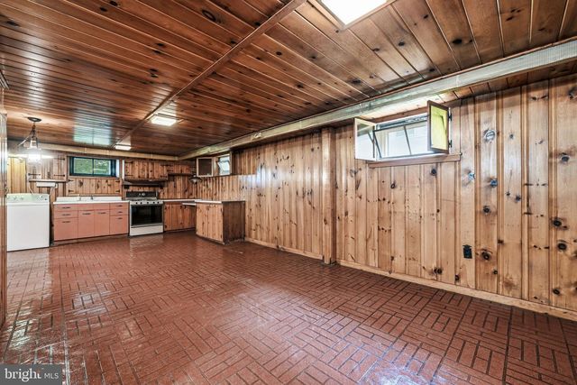 428 PROSPECT RD, Springfield, PA 19064