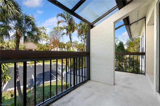 1814 Kings Lake BLVD # 201, Naples, FL 34112