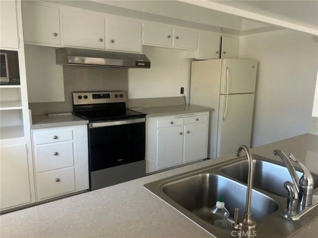 248 Wake Forest, Costa Mesa, CA 92626