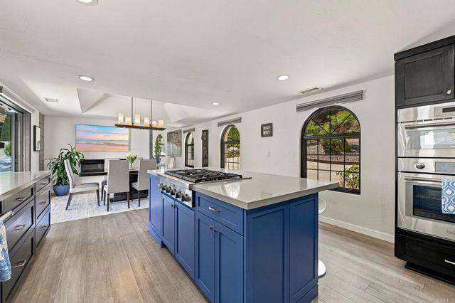 15647 Calistoga Dr, Ramona, CA 92065