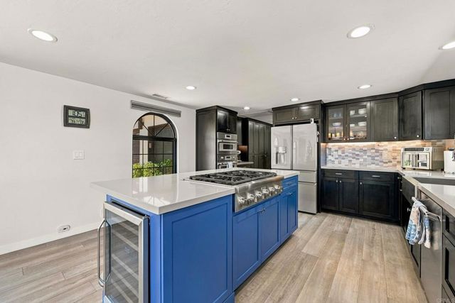 15647 Calistoga Dr, Ramona, CA 92065