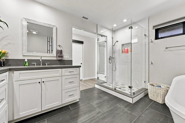 15647 Calistoga Dr, Ramona, CA 92065