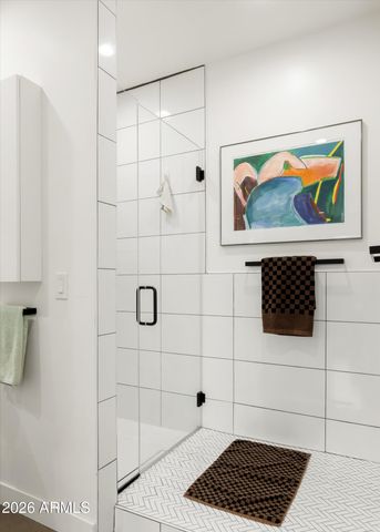 2922 E BLANCHE Drive, Phoenix, AZ 85032