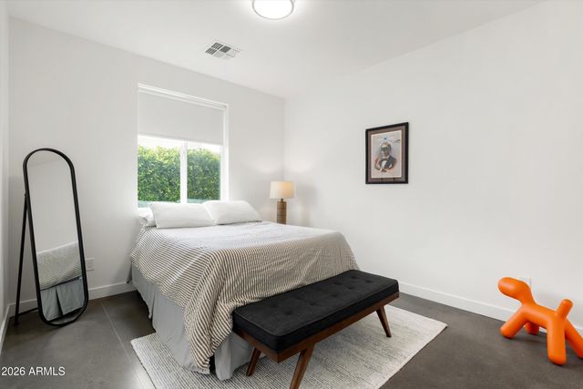 2922 E BLANCHE Drive, Phoenix, AZ 85032