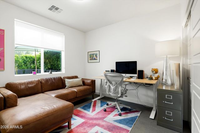 2922 E BLANCHE Drive, Phoenix, AZ 85032