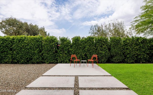 2922 E BLANCHE Drive, Phoenix, AZ 85032